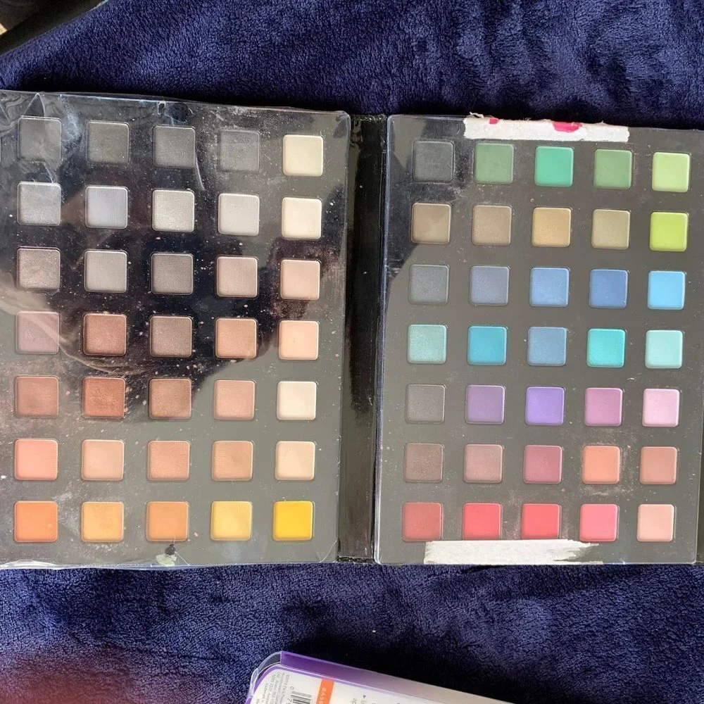 Beauty Gems Fashion Favorites Eyeshadow Pallete